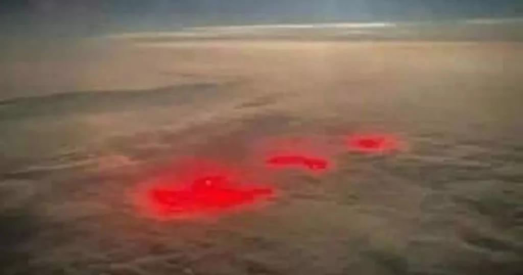 Mysterious Red Glow Illuminates Atlantic Sky: A Sci-Fi Scene or Natural Phenomenon?